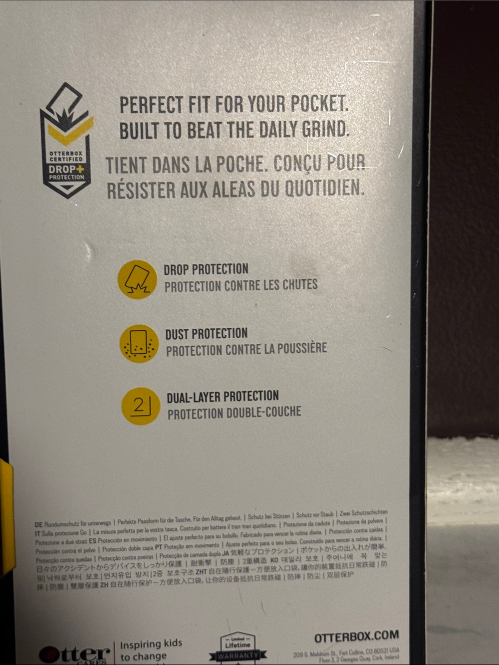 OtterBox Commuter Series Case for Samsung Galaxy S10+ — Black with Gold Accent - Picture 4 of 4